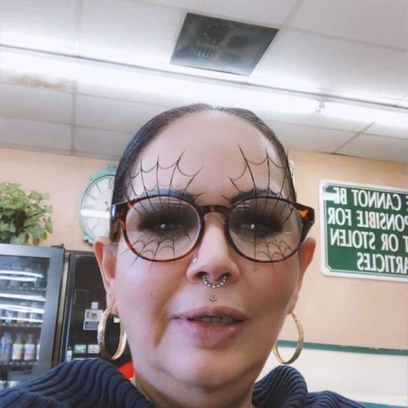 Meet your Posher, Perlas - Picture 1 of 1